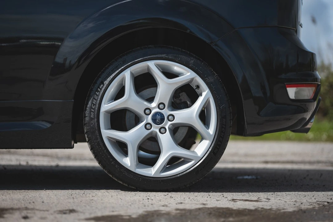 2009 Ford Focus 2nd Gen - Image 18 of 30