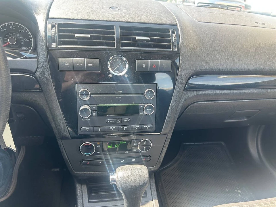 2009 Ford Fusion 1st Gen - Image 19 of 21