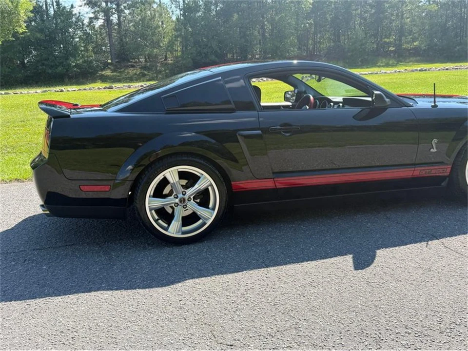 2009 Ford S197 Mustang - Image 12 of 26