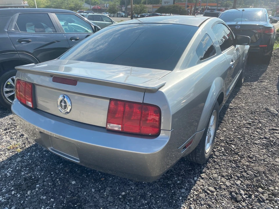 2009 Ford S197 Mustang - Image 3 of 3