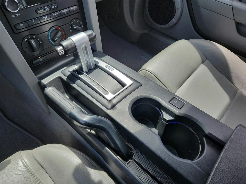 2009 Ford S197 Mustang - Image 15 of 29
