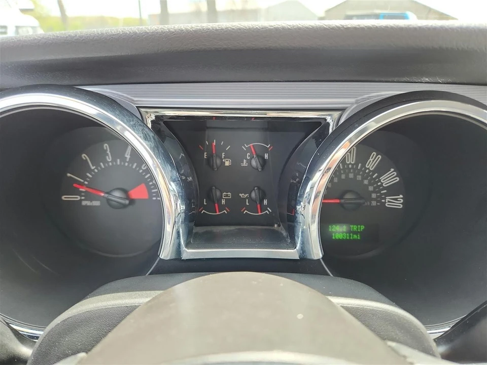 2009 Ford S197 Mustang - Image 12 of 29