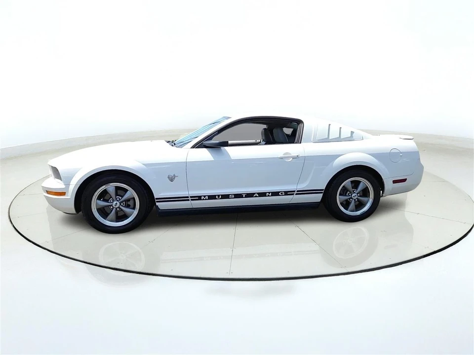 2009 Ford S197 Mustang - Image 4 of 29