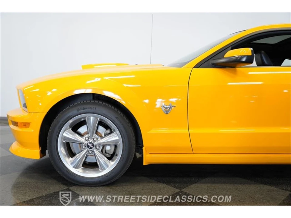 2009 Ford S197 Mustang - Image 23 of 31
