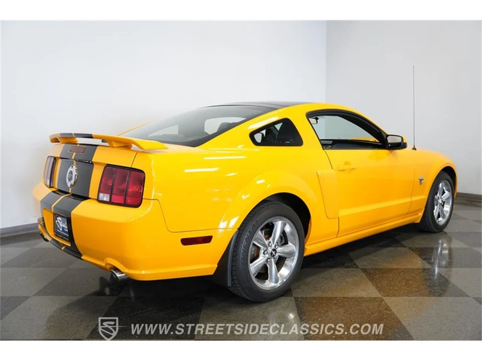 2009 Ford S197 Mustang - Image 12 of 31