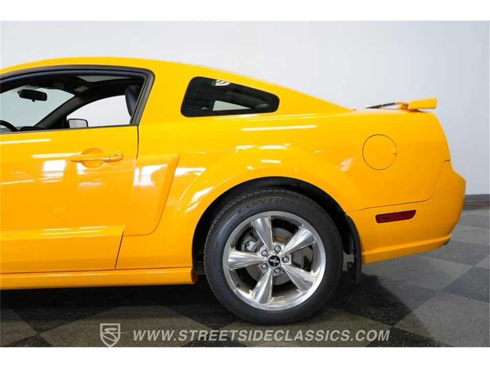 2009 Ford S197 Mustang - Image 24 of 31