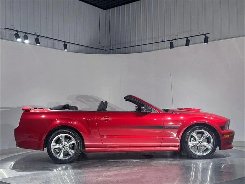 2009 Ford S197 Mustang - Image 5 of 31