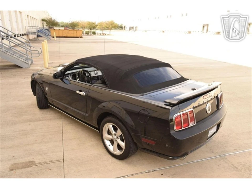 2009 Ford S197 Mustang - Image 16 of 31
