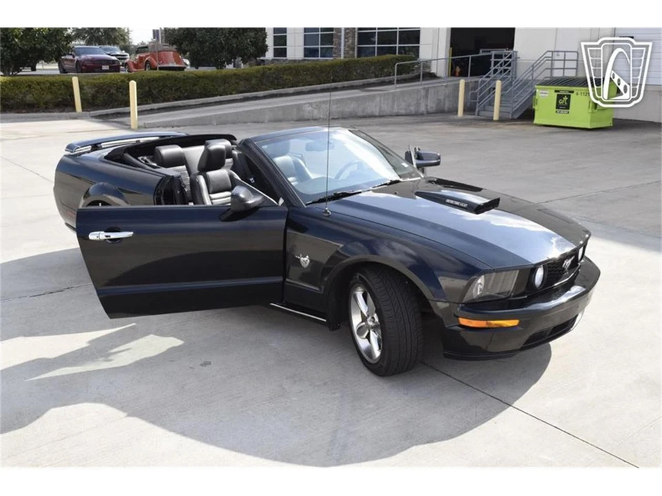 2009 Ford S197 Mustang - Image 11 of 31