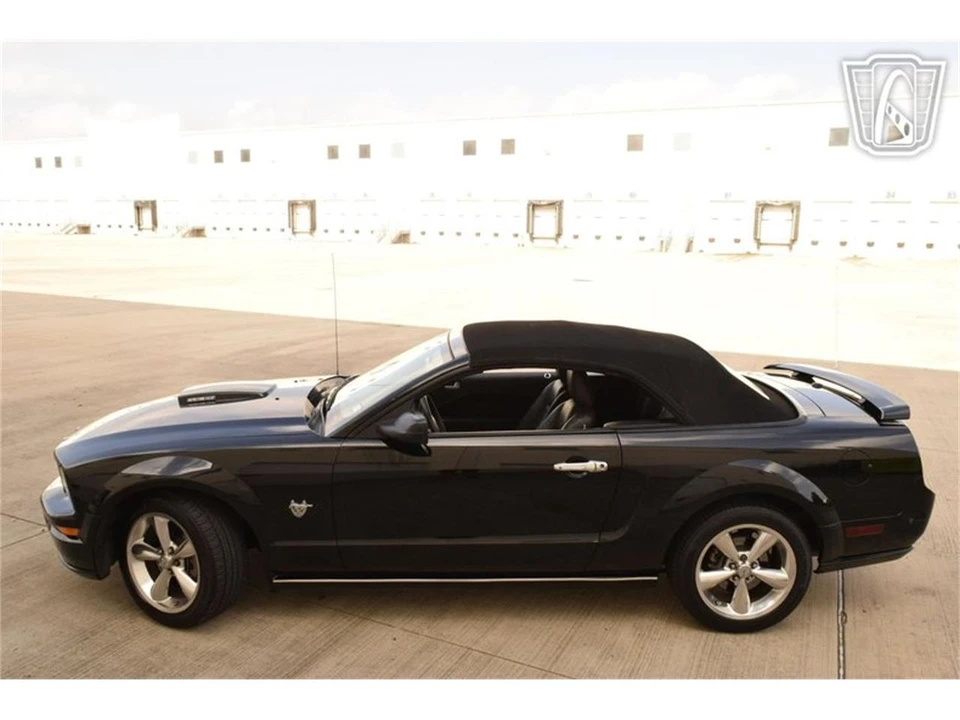 2009 Ford S197 Mustang - Image 13 of 31