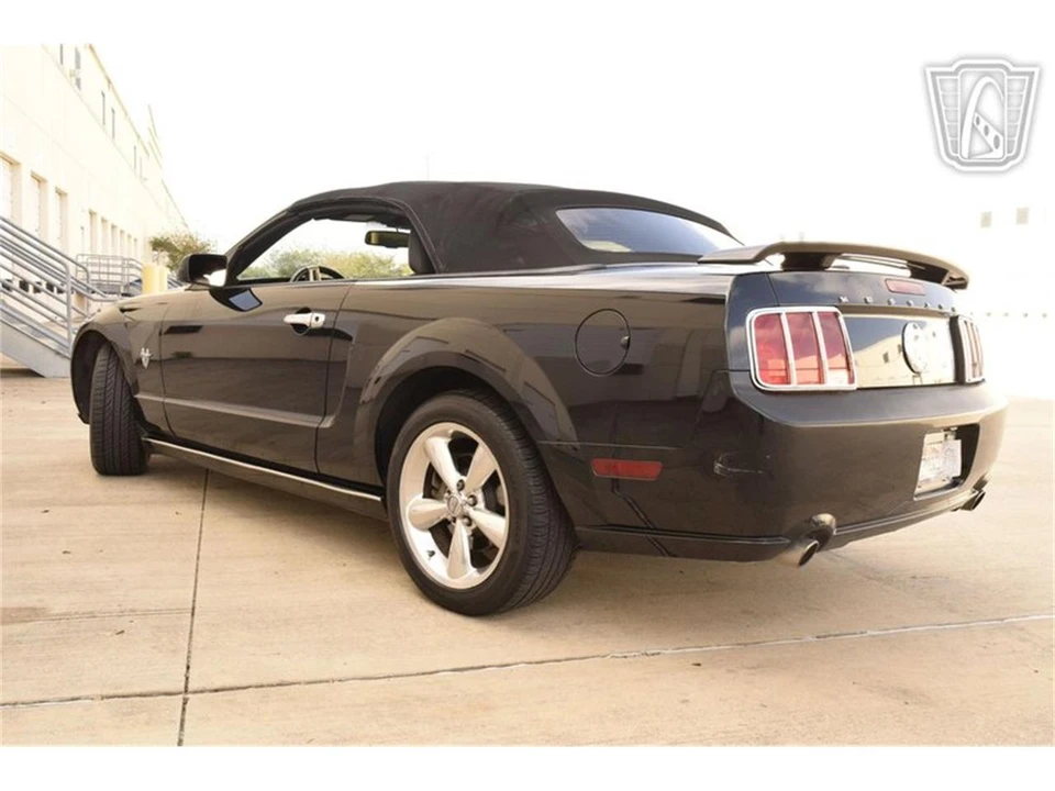 2009 Ford S197 Mustang - Image 18 of 31