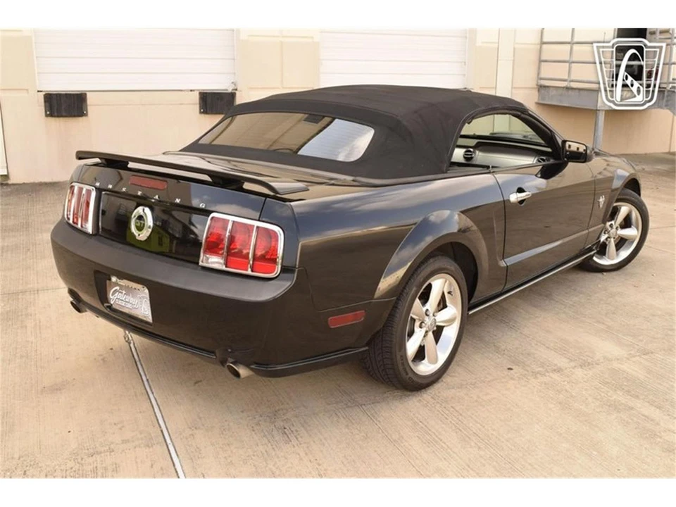 2009 Ford S197 Mustang - Image 23 of 31