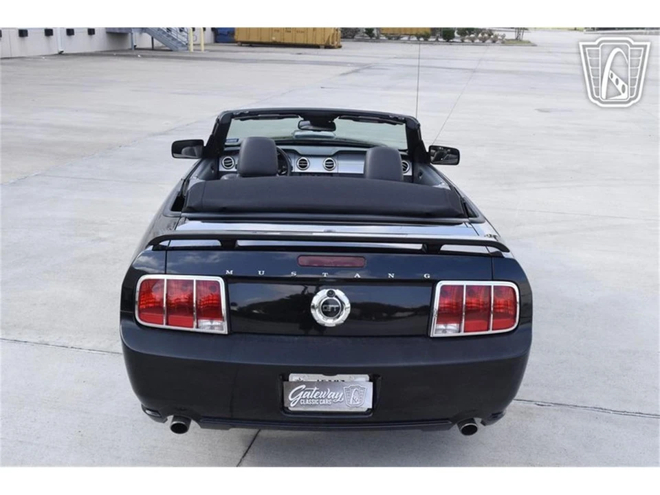 2009 Ford S197 Mustang - Image 4 of 31