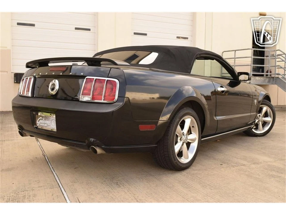 2009 Ford S197 Mustang - Image 24 of 31