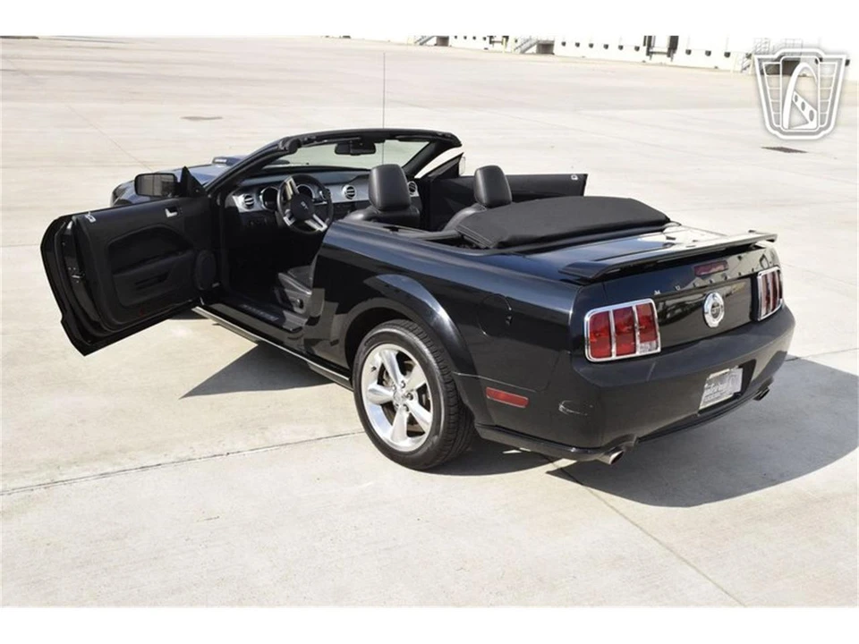 2009 Ford S197 Mustang - Image 9 of 31
