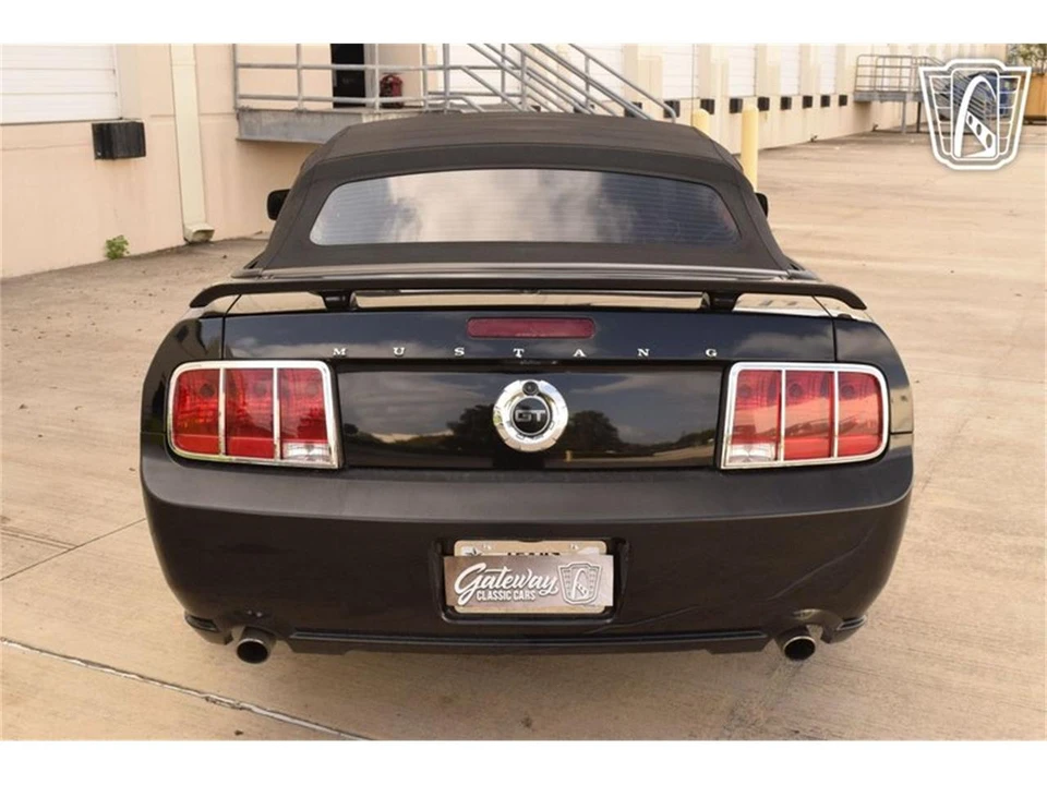 2009 Ford S197 Mustang - Image 20 of 31