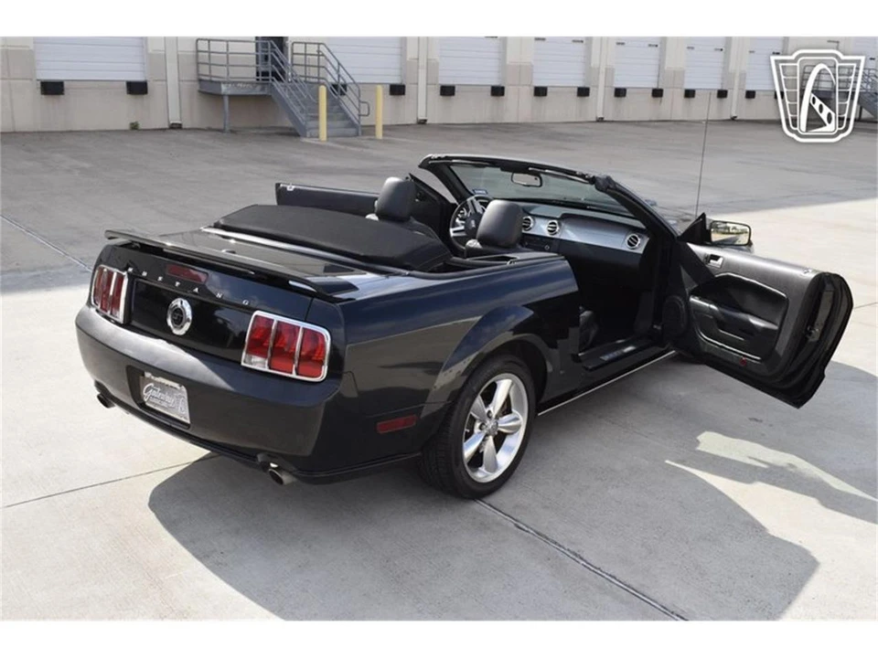 2009 Ford S197 Mustang - Image 10 of 31