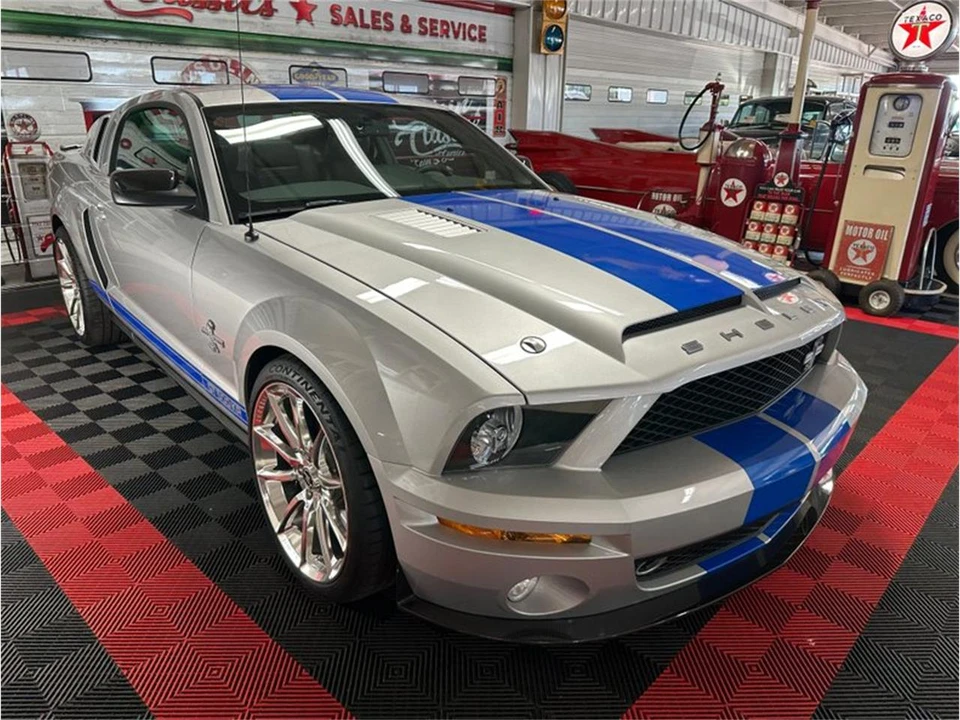2009 Ford S197 Mustang - Image 2 of 31