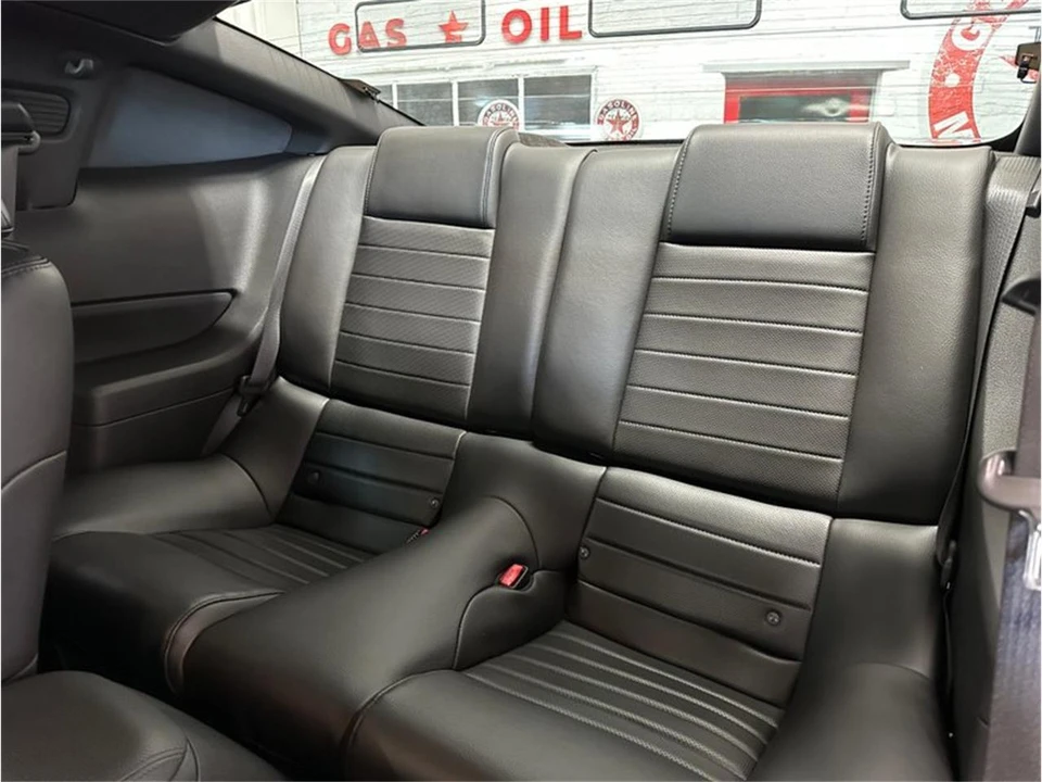 2009 Ford S197 Mustang - Image 28 of 31