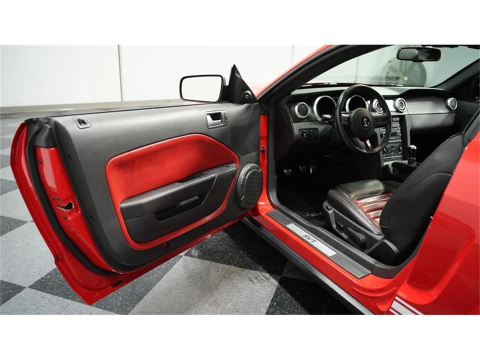 2009 Ford S197 Mustang - Image 28 of 31
