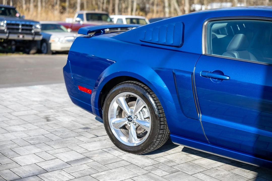 2009 Ford S197 Mustang - Image 7 of 21