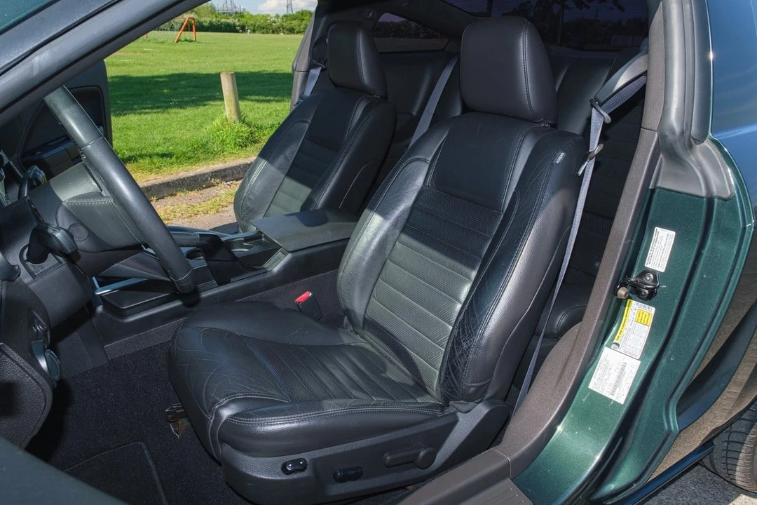 2009 Ford S197 Mustang - Image 6 of 30