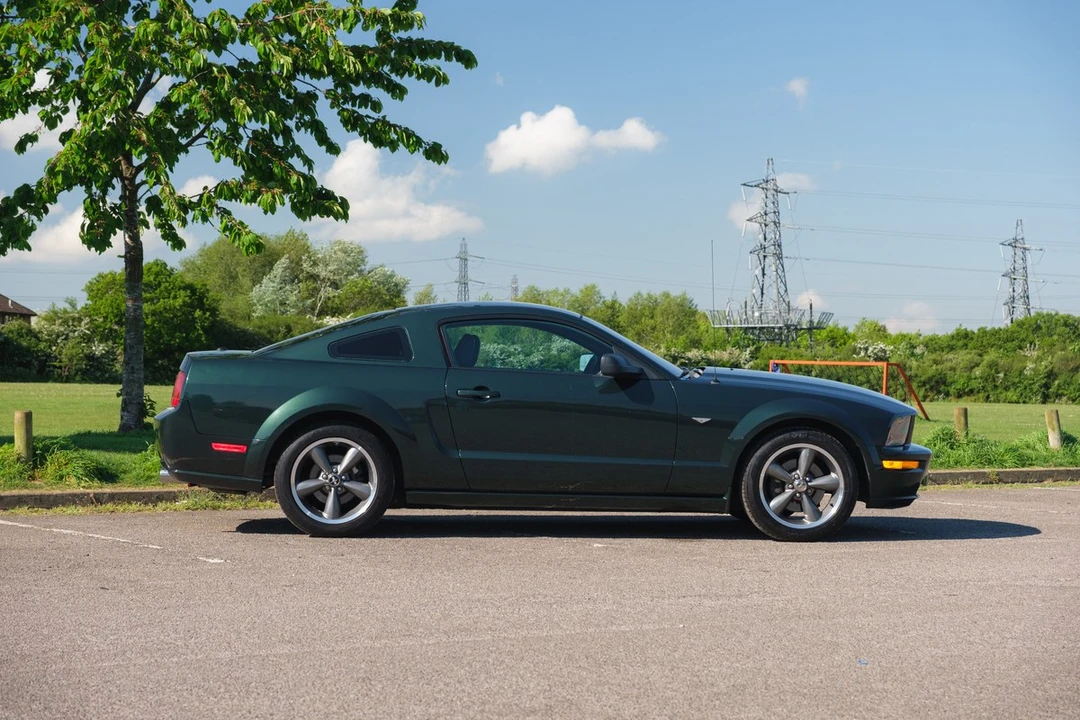 2009 Ford S197 Mustang - Image 13 of 30