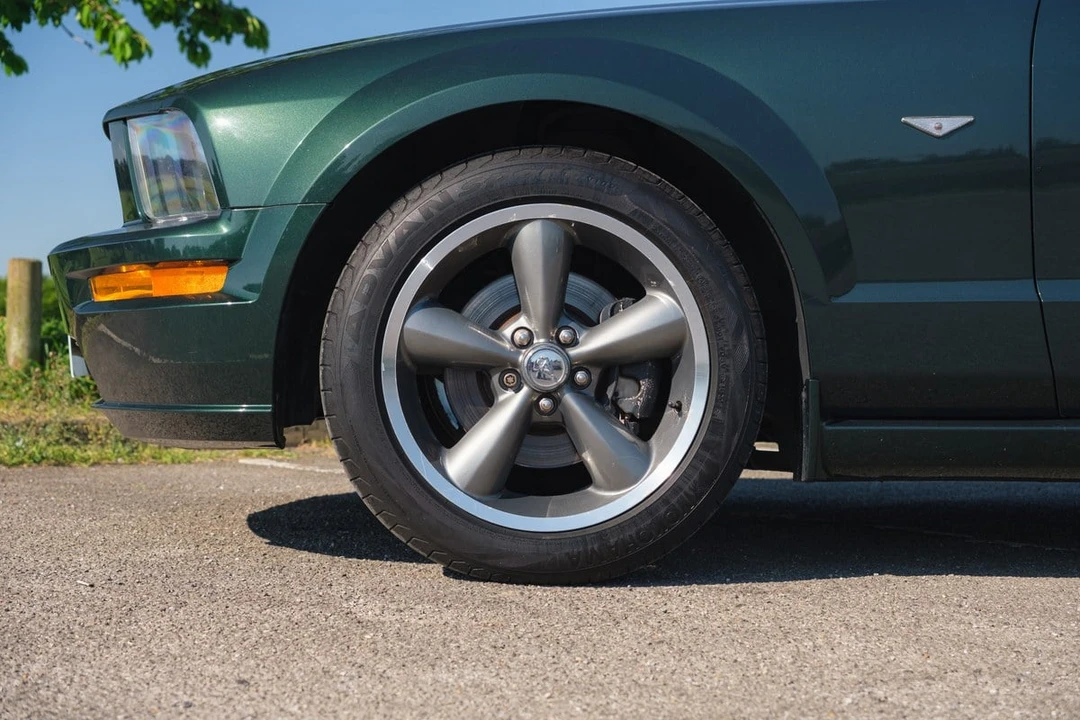 2009 Ford S197 Mustang - Image 17 of 30