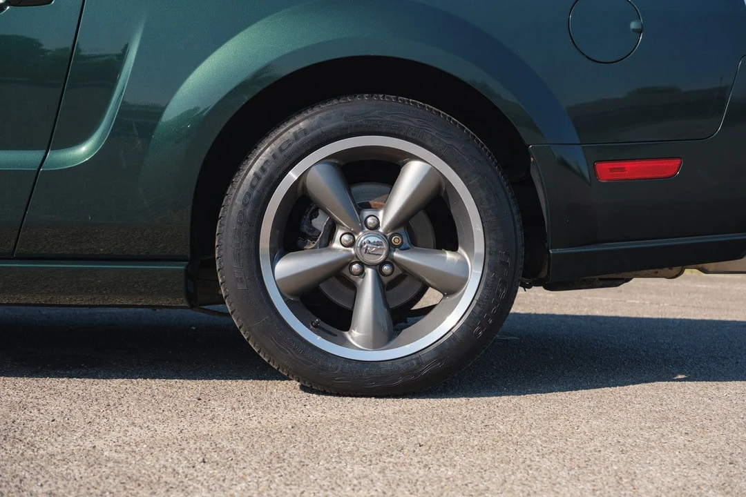 2009 Ford S197 Mustang - Image 19 of 30
