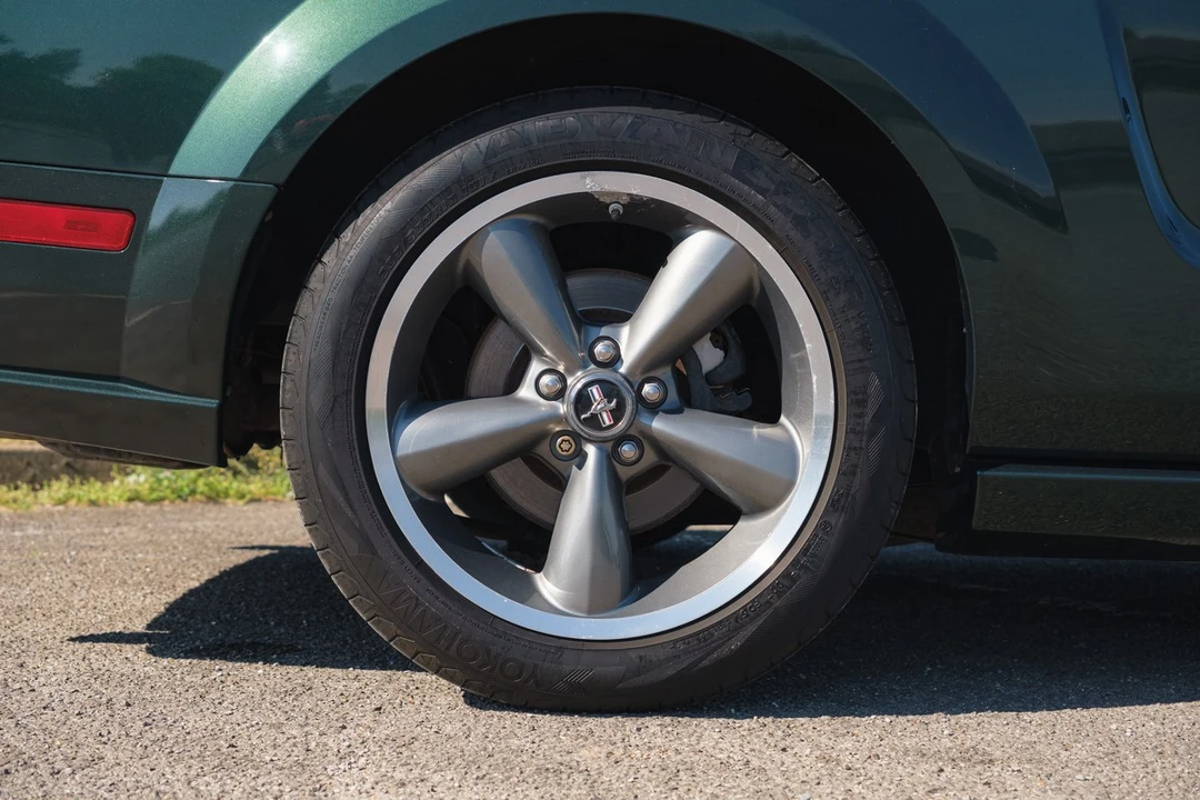 2009 Ford S197 Mustang - Image 18 of 30