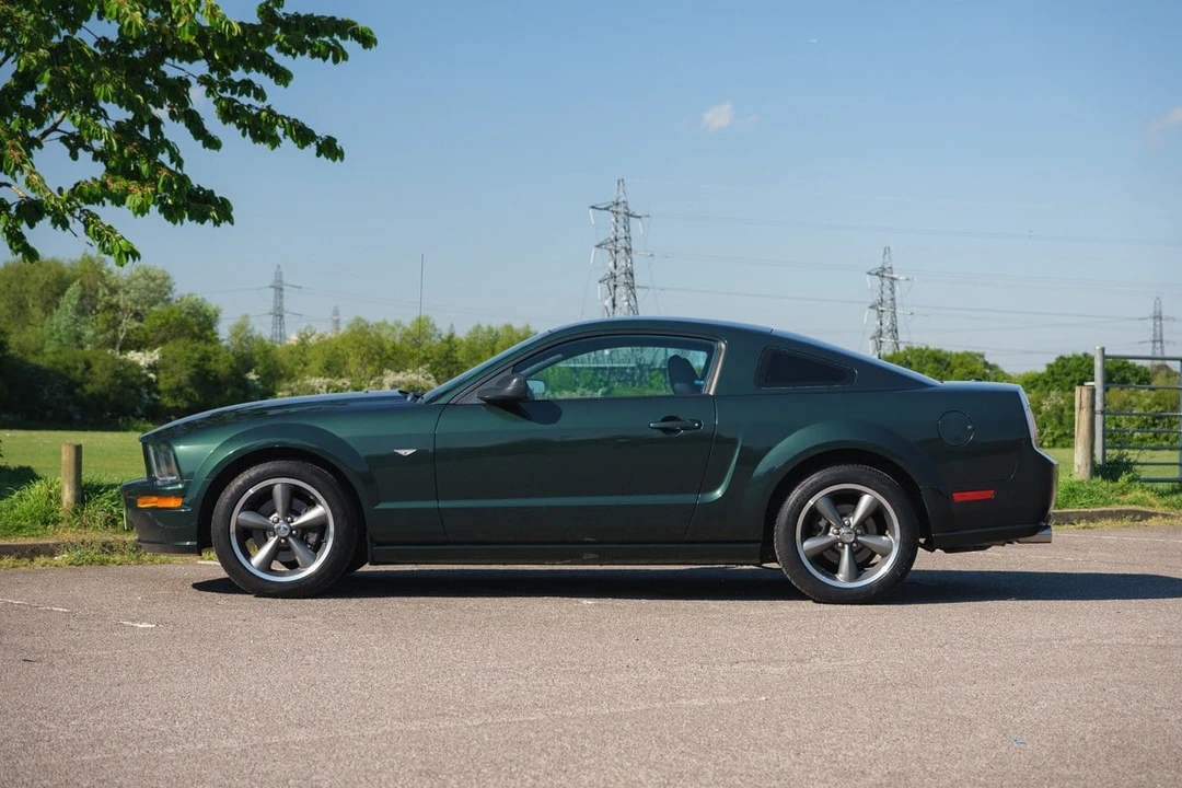 2009 Ford S197 Mustang - Image 11 of 30
