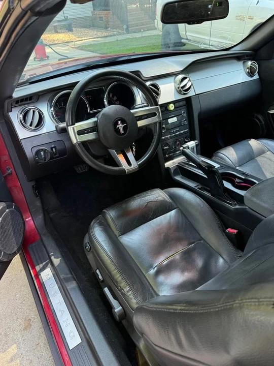 2009 Ford S197 Mustang - Image 7 of 12