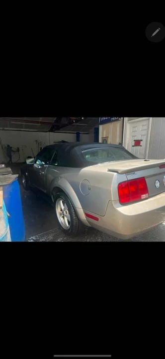 2009 Ford S197 Mustang - Image 7 of 13