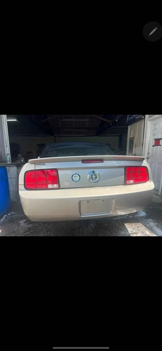 2009 Ford S197 Mustang - Image 8 of 13