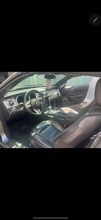2009 Ford S197 Mustang - Image 2 of 13