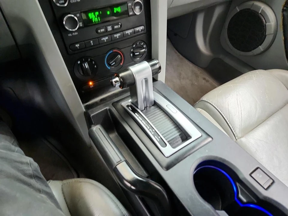 2009 Ford S197 Mustang - Image 16 of 31