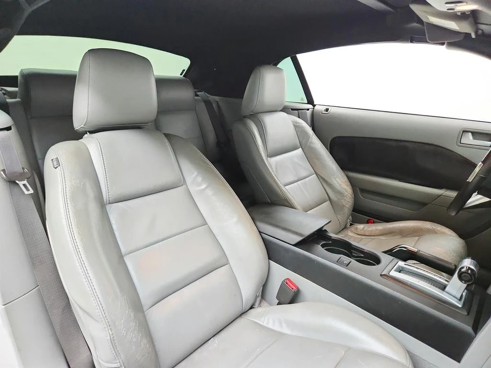 2009 Ford S197 Mustang - Image 22 of 31