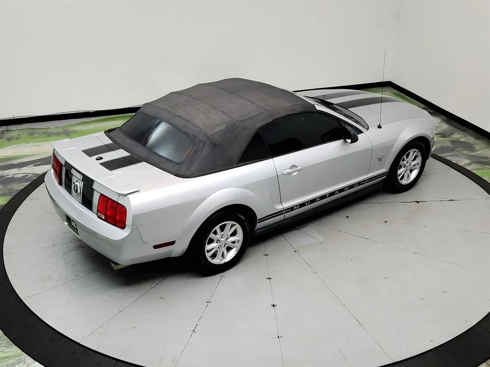 2009 Ford S197 Mustang - Image 29 of 31