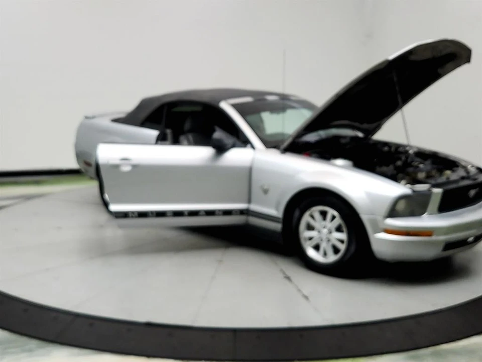 2009 Ford S197 Mustang - Image 9 of 31