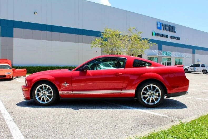 2009 Ford S197 Mustang - Image 9 of 12