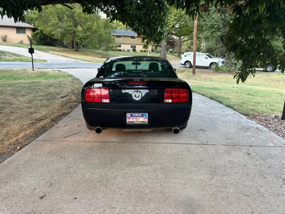 2009 Ford S197 Mustang - Image 6 of 12