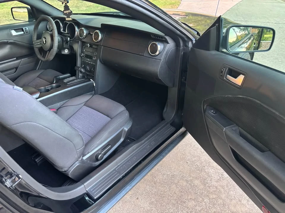 2009 Ford S197 Mustang - Image 12 of 12