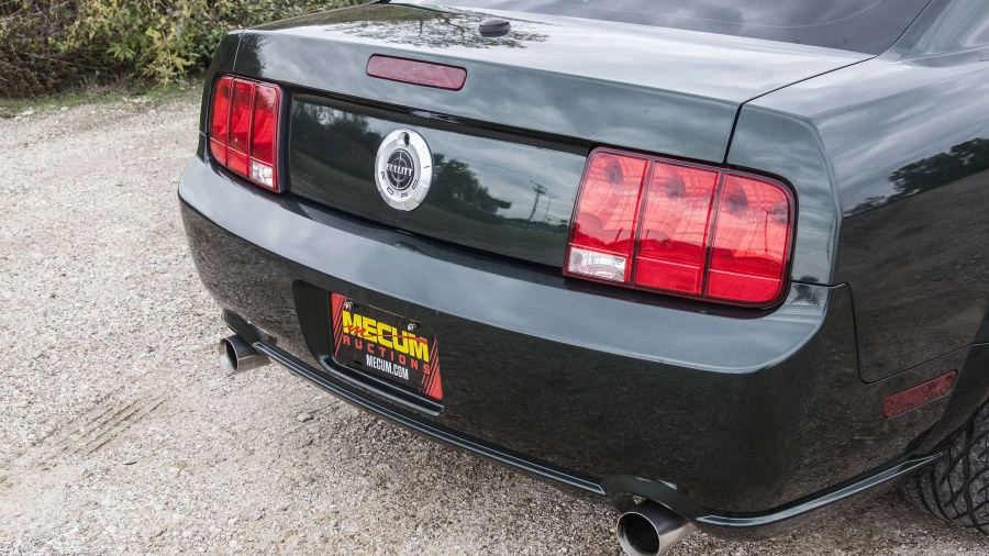 2009 Ford S197 Mustang - Image 10 of 12