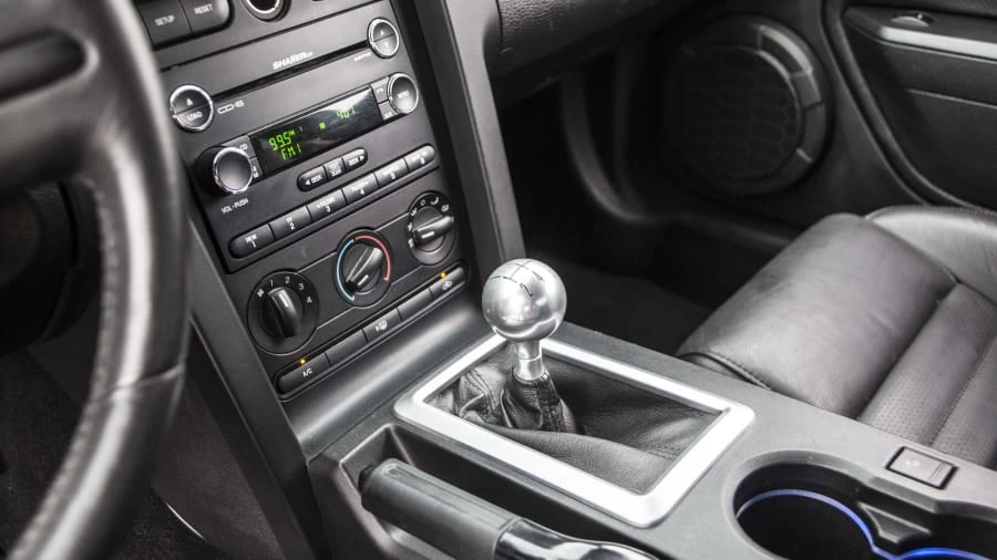 2009 Ford S197 Mustang - Image 6 of 12