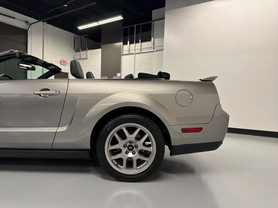 2009 Ford S197 Mustang - Image 4 of 27