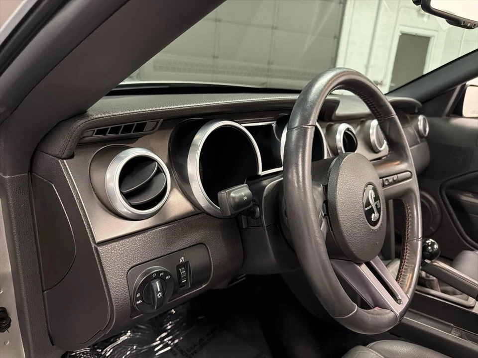 2009 Ford S197 Mustang - Image 20 of 27