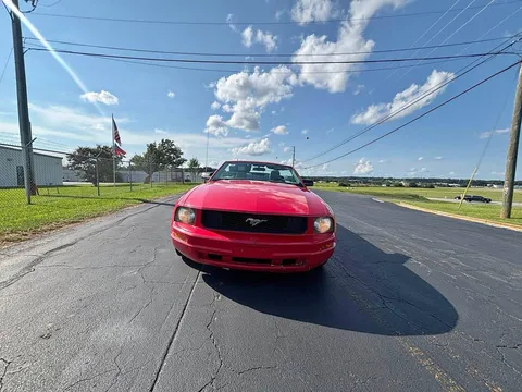 2009 Ford Mustang Convertible 2D