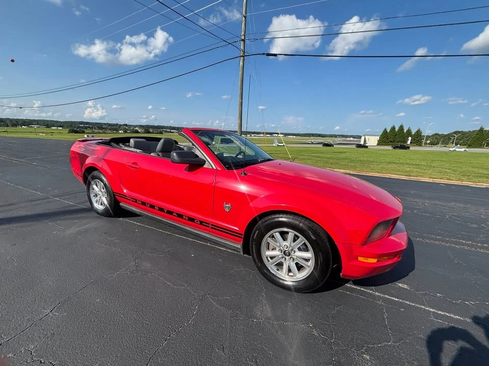 2009 Ford S197 Mustang - Image 10 of 20