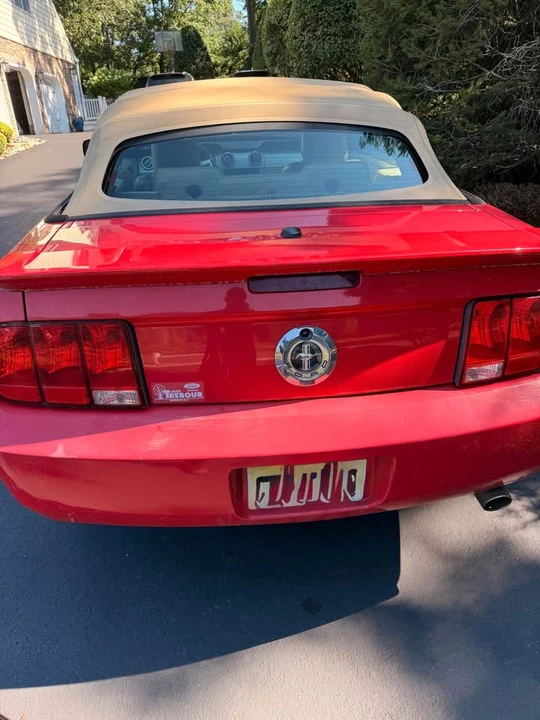 2009 Ford S197 Mustang - Image 2 of 4