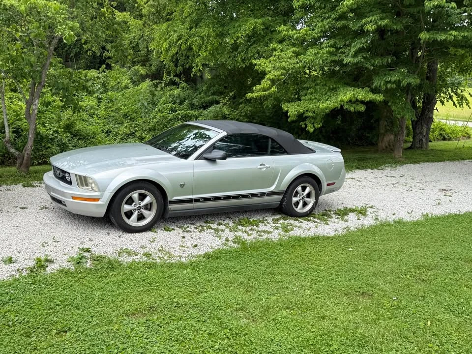 2009 Ford S197 Mustang - Image 5 of 12